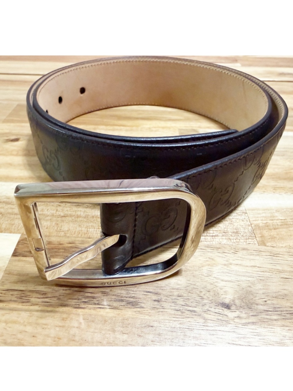 Gucci Leather Monogram Embossed Dark Chocolate Brown Logo Unisex Mens Belt